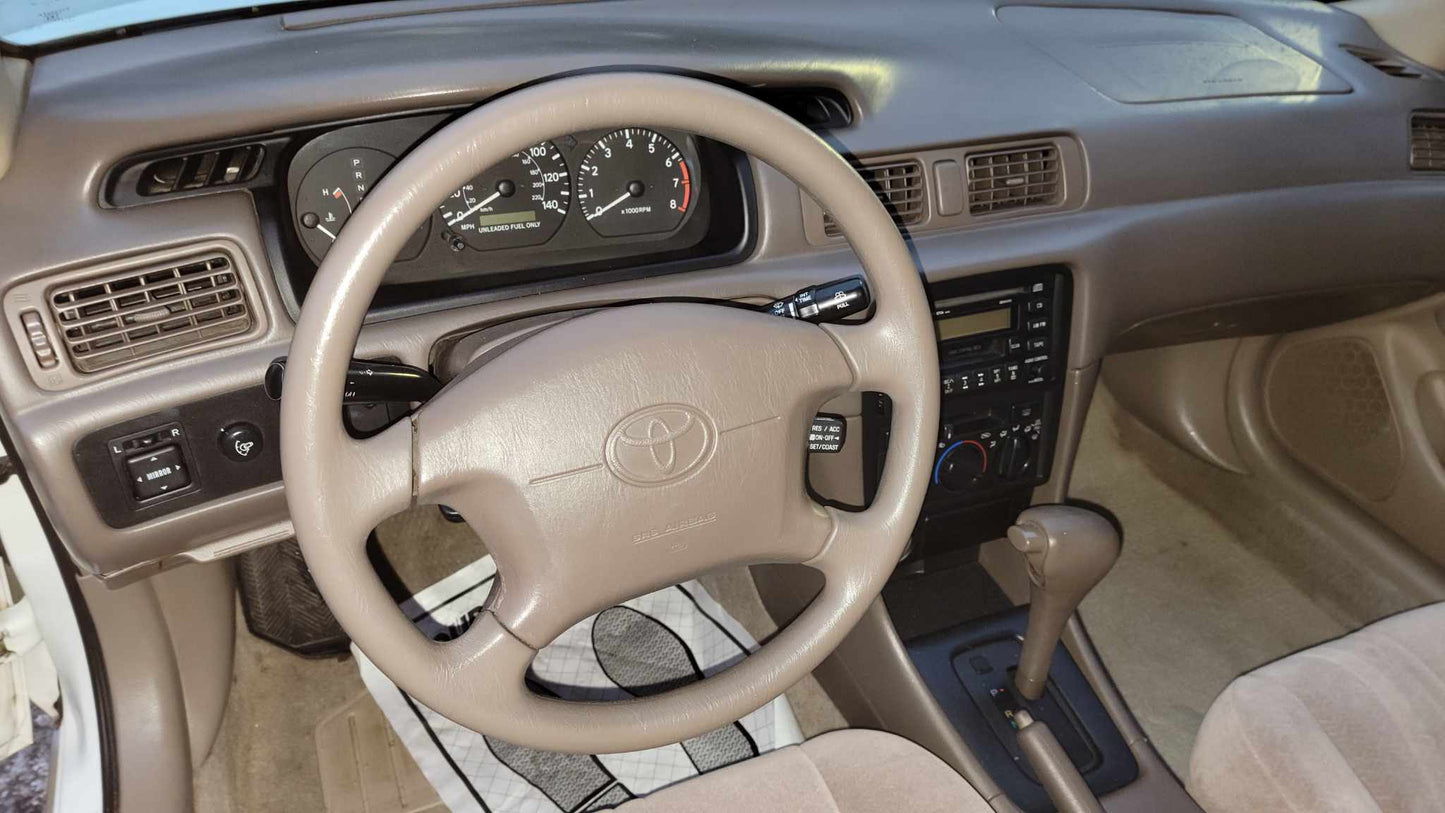1999 Toyota Camry LE