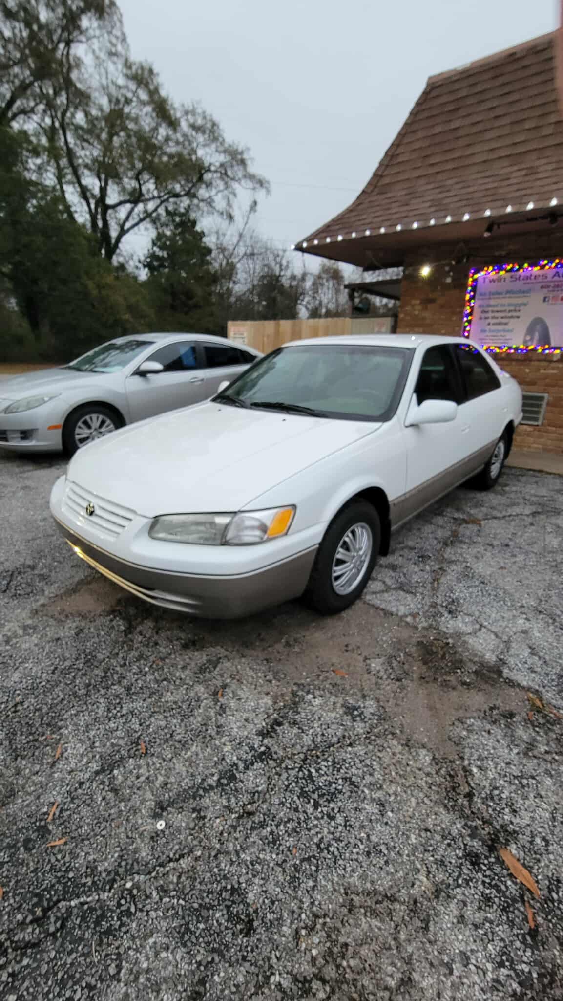 1999 Toyota Camry LE