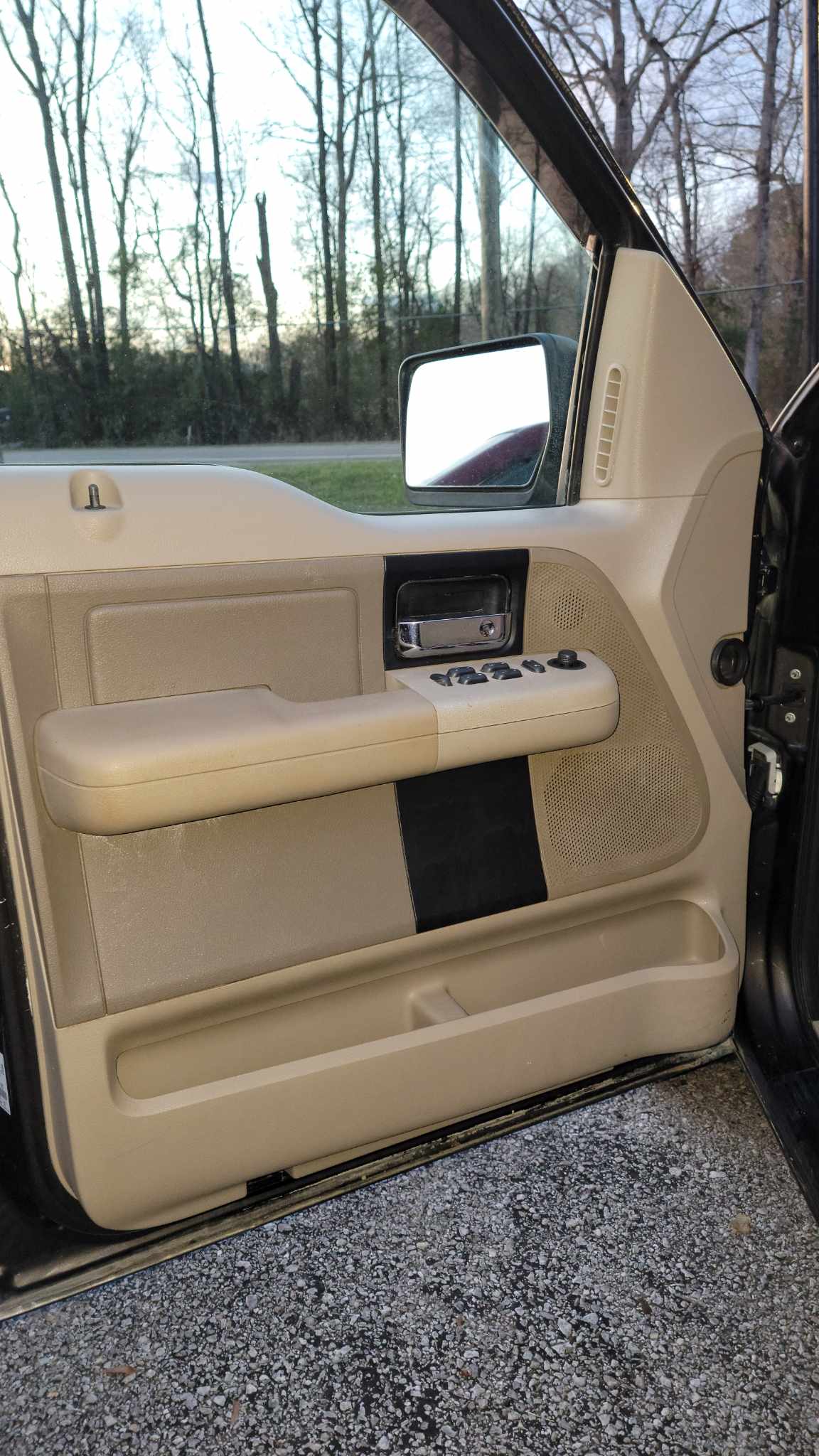 2006 Ford F-150 XLT Crew Cab